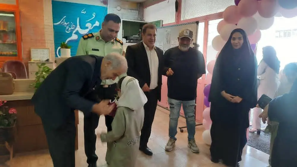 جشن عاطفه ها دبستان دخترانه سید الشهدا