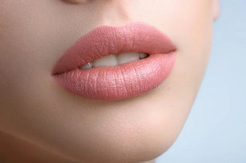 gorgeous-full-lips-beautiful-woman-sensual-close-up-cropped-shot-sexy-plump-natural-makeup-pink-lipstick-applied-lip-89563763