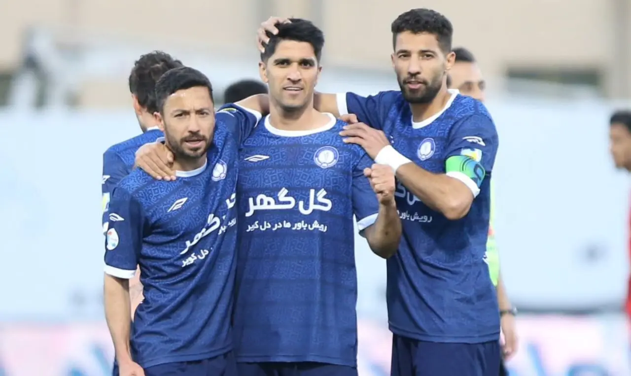 پویا پورعلی