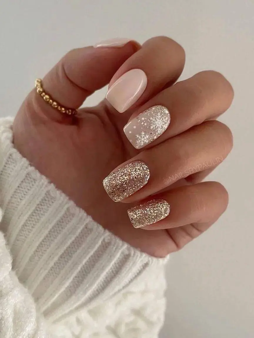 pink-wedding-nail-with-glitter-accents