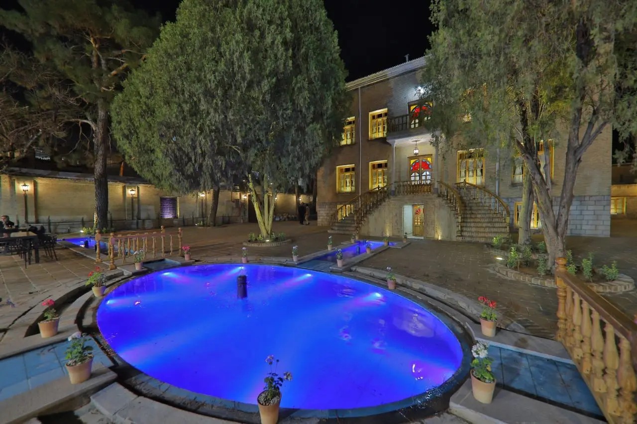 هتل بوتیک آریو