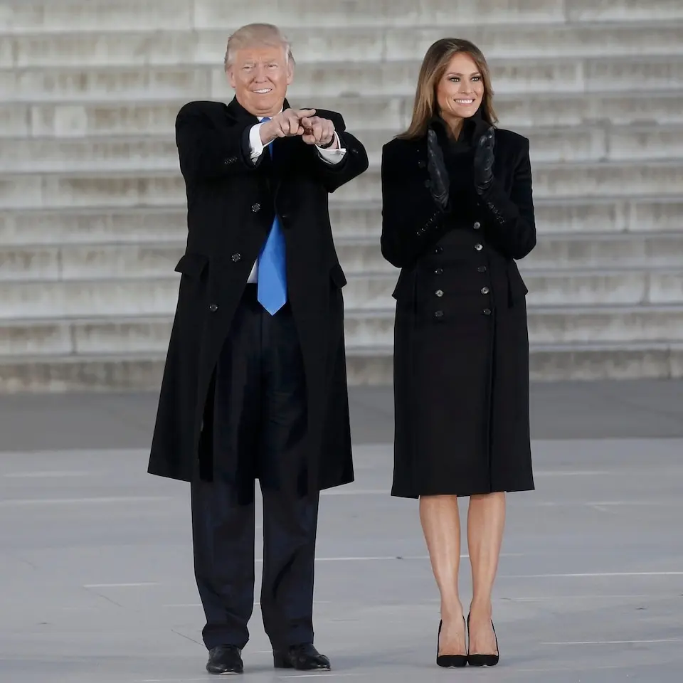 melania-coat_trans_NvBQzQNjv4Bqf