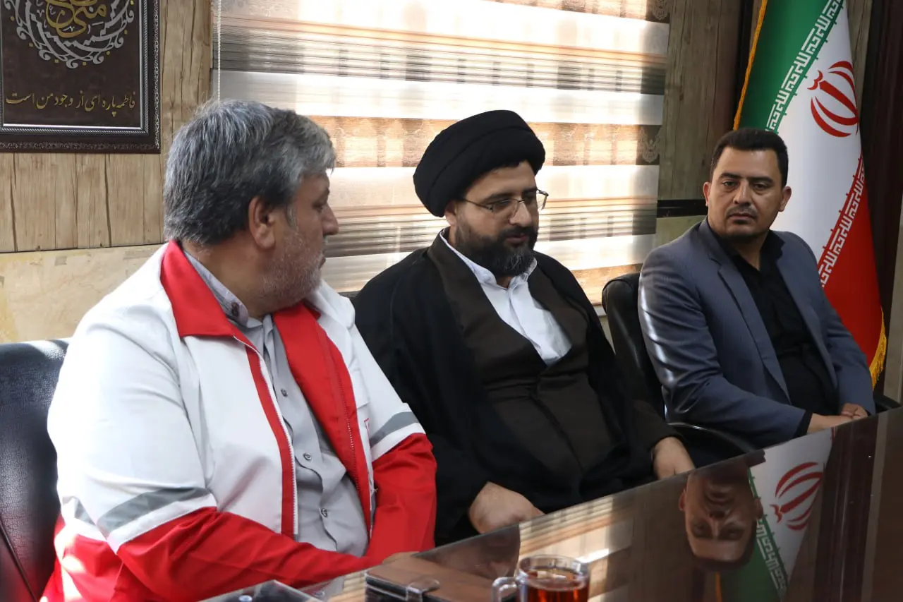 تقدیر از فعالیت‌های اوقاف؛ حضور جمعی از مسئولین در دفتر حجت‌الاسلام مطهری-حجت الاسلام سید حسین مطهری-حجت الاسلام سید حسین مطهری