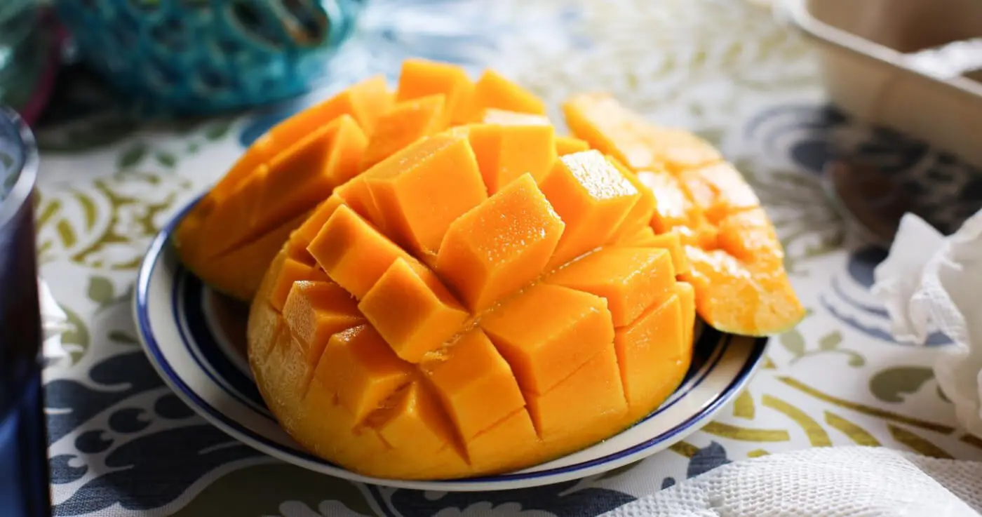 Mango_on_Skin_Benefits