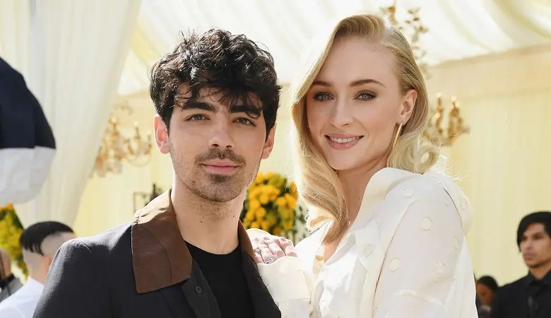 joe-jonas-sophie-turner-1-1