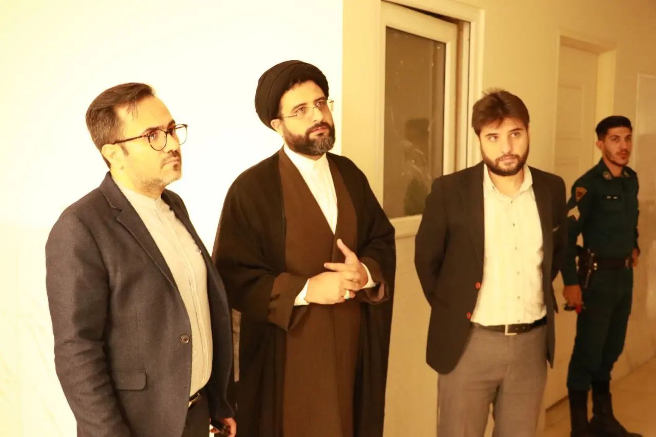 نشست مشترک مدیرکل اوقاف استان تهران با مسئولان قضایی شهرستان قدس برگزار شد