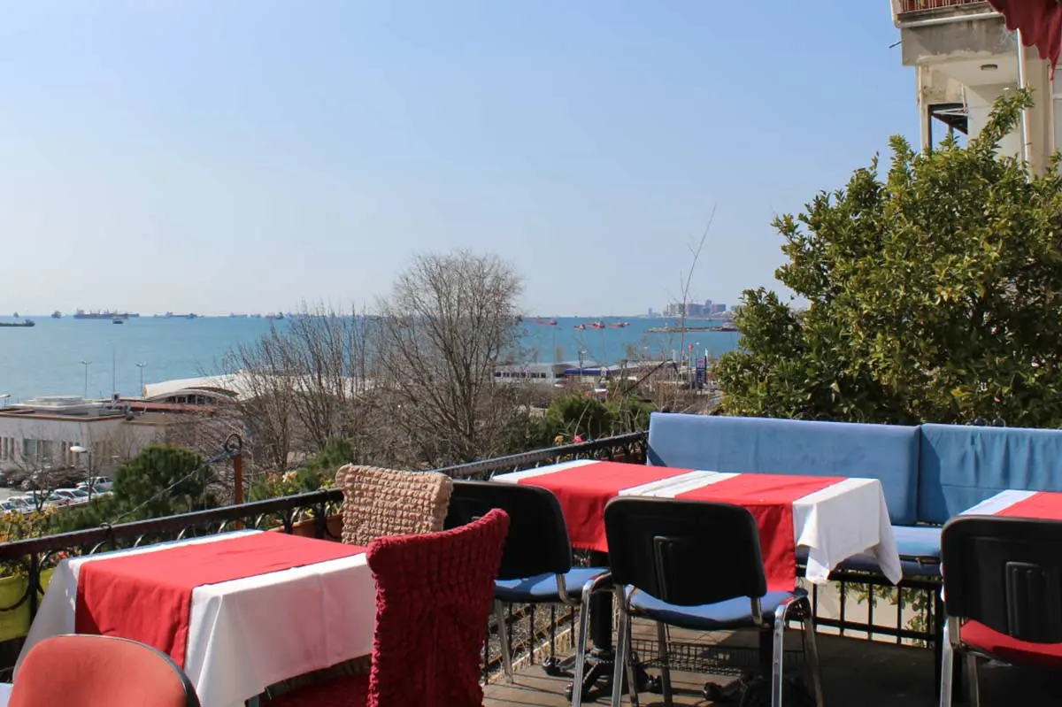 Cafe Restaurant Marbella Istanbul