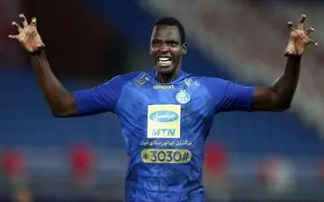 دوست ندارم در شرایط فعلی صحبت کنم/برای استقلال بازی می کنم