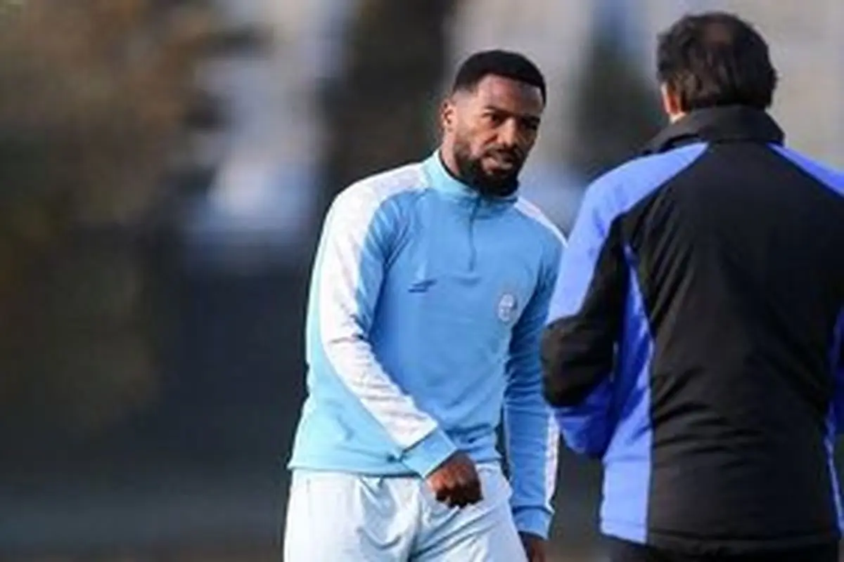 مدافع جنجالی استقلال بخشیده شد/ نازون به تمرینات بازگشت