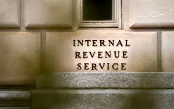 رئیس سازمان امور مالیاتی آمریکا استعفا داد