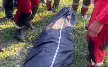 جزئیات کشف جسد یک مرد در رودخانه کرج / هنوز مجهول الهویه است !
