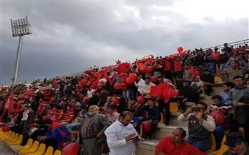  اعتراض تند تراکتوری‌ها به داوری 