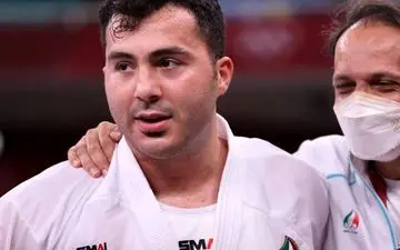 لحظه غرور آفرین حضور گنج زاده بر روی سکوی قهرمانی المپیک2020