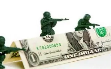 وقتی بخش خصوصی و دولتی برای جنگ اقتصادی لباس رزم تنشان نمی‌کند