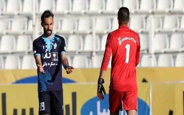 توضیح مهاجم پیکان درمورد حرکت جوانمردانه‌‌اش مقابل فجرسپاسی و دلیل نبردن بازی‌های خانگی