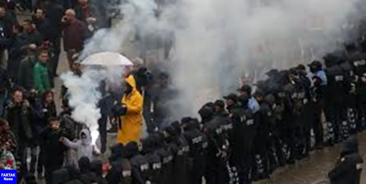 زد و خورد پلیس با مخالفان دولت در تیرانا