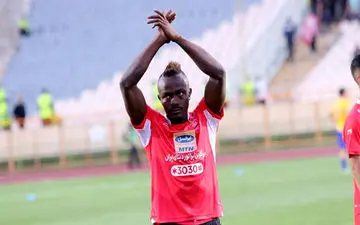 رسمی؛ ستاره باشگاه پرسپولیس از هواداران خداحافظی کرد