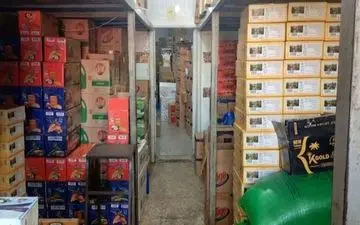 کشف ۲۰تن مواد غذایی احتکار شده در دلفان