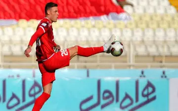 جنجال بزرگ: بازیکن حاشیه‌ساز به استقلال پیشنهاد شد!