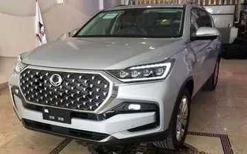 قیمت این خودرو یک روزه ۱۰۰ میلیون گران شد
