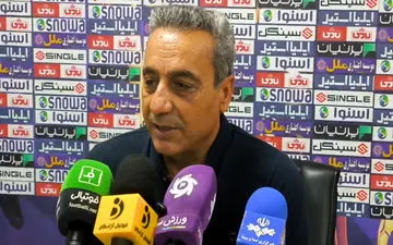 کلانتری: لباس اول ما زرد است، اما به دستمان نرسیده