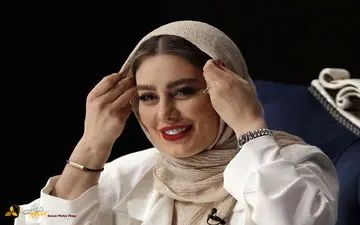 عکسی زیر خاکی از سحر قریشی همه را متعجب میکند| آن همه معصومیت کجا رفت؟