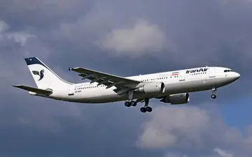 فرودگاه اراک پس از ۲۰ سال همچنان در انتظار پروازهای منظم