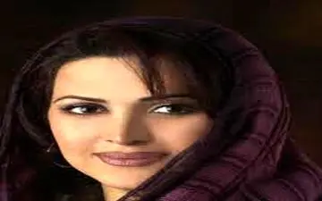 پوشش و ظاهر متفاوت کمند امیرسلیمانی، خارج از کشور