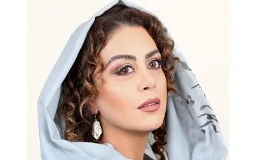 تصاویری از شبنم فرشاد‌جو وقتی با لباس غواصی در اعماق دریا شنا می‌کند