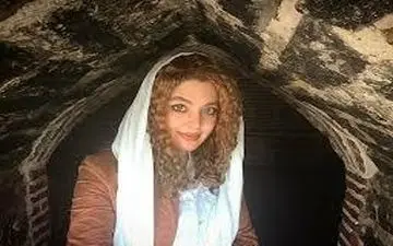 سلفی توماشینی بازیگر زن دو رگه ایرانی هندی (عکس)