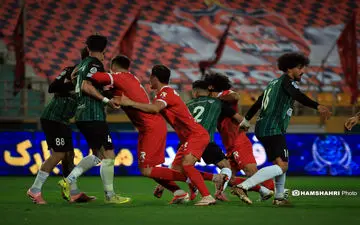 بازی تراکتور - پرسپولیس دوباره عقب افتاد