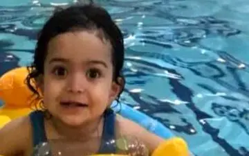 گندم «آزاده نامداری» در استخر! + عکس