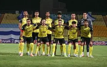 اعلام ترکیب سپاهان برای بازی با آخال