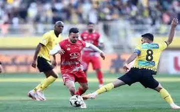 پرسپولیس با شکست مقابل سپاهان به رختکن رفت 