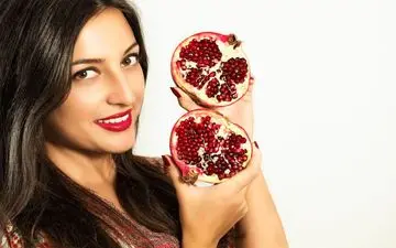انار؛ میوه‌ای که برای پوست و موی شما معجزه می‌کند
