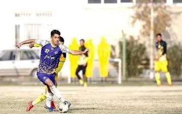 دیدار مقابل ملوان بسیار پرفشار بود/امیدوارم پایان فصل جشن صعود بگیریم