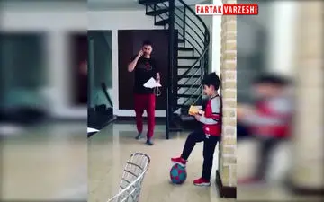 
لایی خوردن پیمان معادی از پسرش