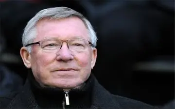  سرالکس فرگوسن به هوش آمد و با خانواده‌اش صحبت کرد