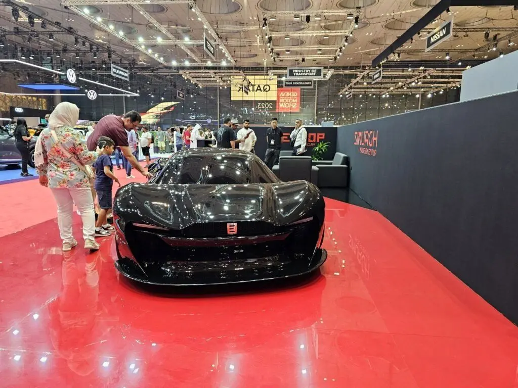 سیمرغ در نمایشگاه خودرو قطر 2023