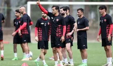 پرسپولیس تمرین کرد و برای دیدار با مس راهی فرودگاه شد