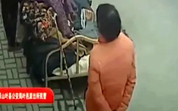 شگرد زن چینی برای ربودن کودک! +فیلم 