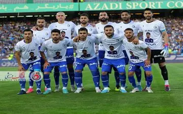 بازیکنان استقلال کوتاه نیامدند/ اعتصاب آبی‌ها شکسته نشد
