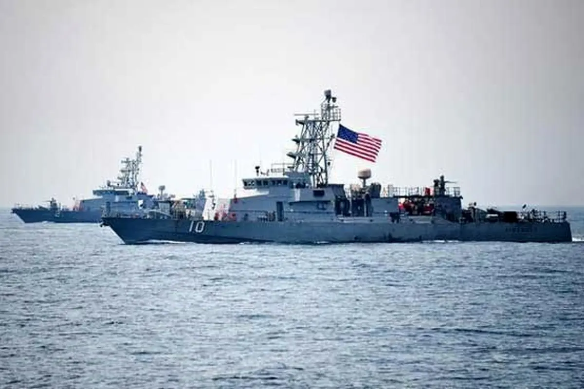  ناو آمریکایی به سمت قایق ایرانی شلیک کرد