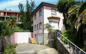 «خانه وحشت» در اسپانیا؛ بازداشت یک زوج به جرم حبس فرزندانشان در شرایط غیرانسانی