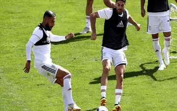 شوخی خطرناک کاپیتان تیم ملی با کاپیتان استقلال +عکس