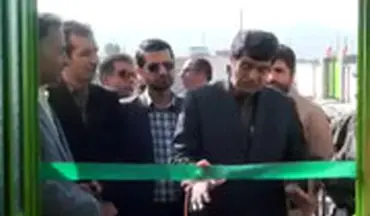  مدرسه‌ ای در جنوب ایران که دیوارش ۳ برابر ساختمانش می‌ازرد!