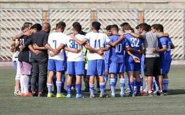 تصاویر خاص از دیدار نوجوانان استقلال و مقاومت 