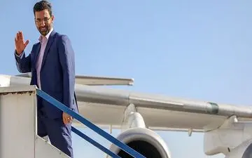 آذری جهرمی: به مدال آوران طلا، سکه پاداش می دهم