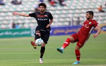 بازی خیبر خرم‌آباد و داماش گیلان نیمه تمام ماند