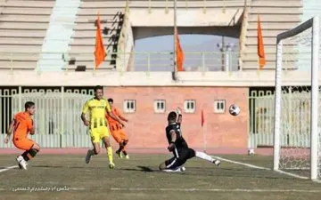 پارس جنوبی جم حرفی مقابل مدعیان نداشت/نصرتی و یارانش در سراشیبی سقوط